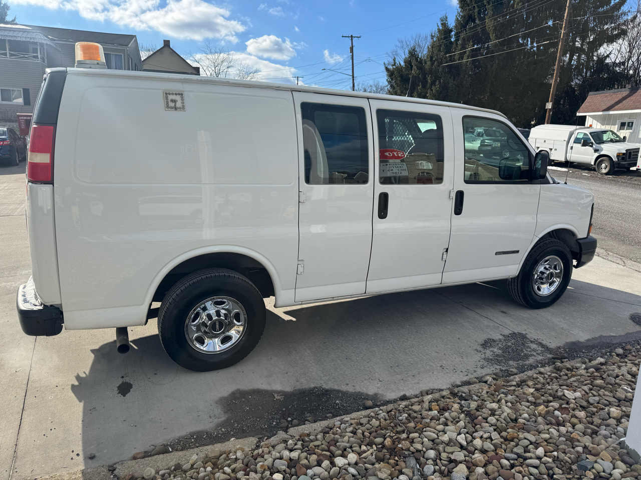 GMC Savana G2500 Cargo 2005