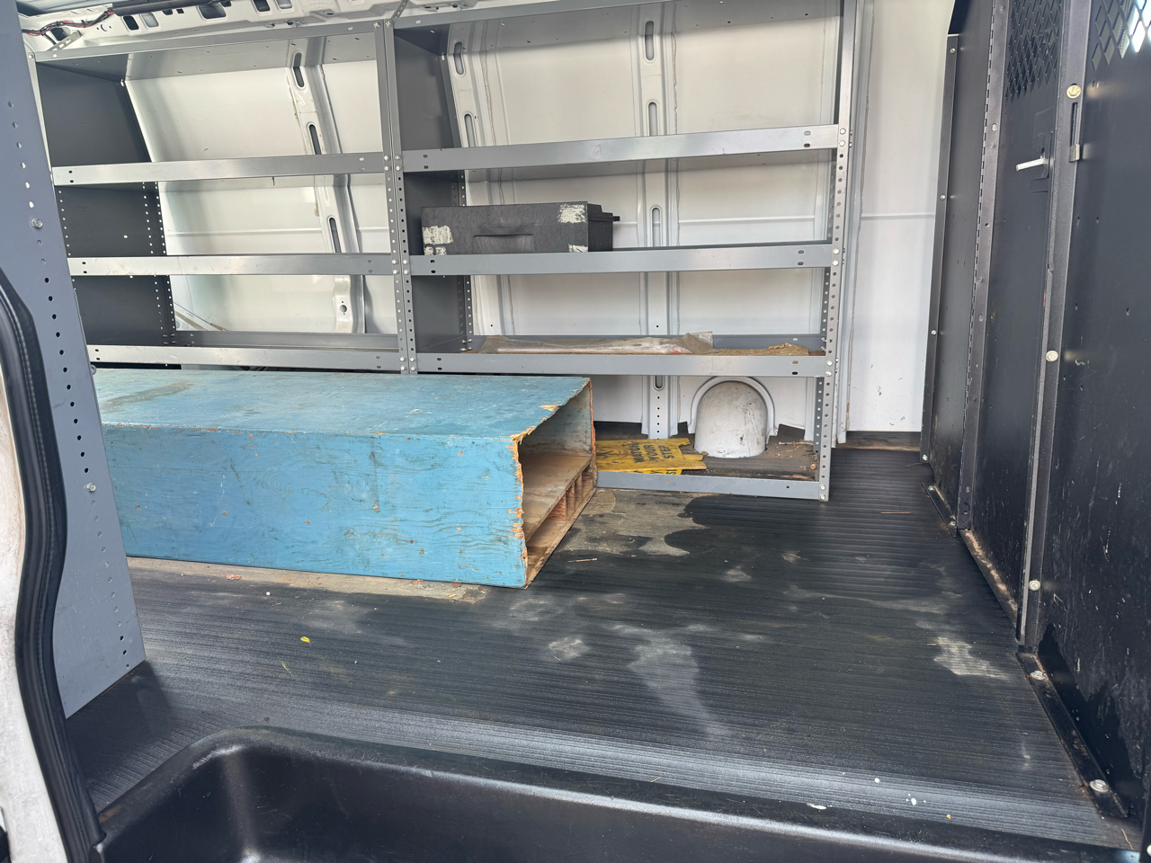 GMC Savana G2500 Cargo 2005