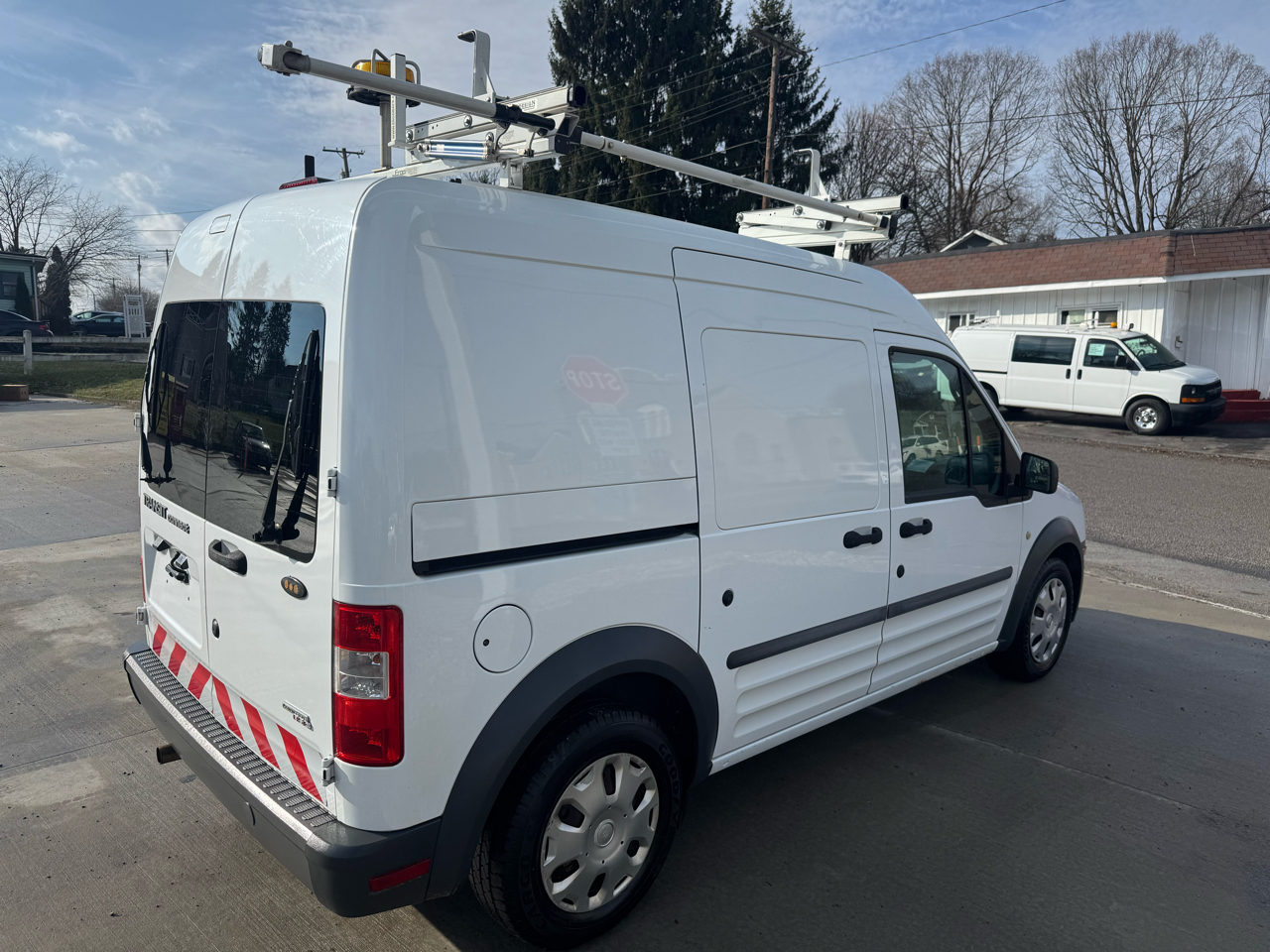 Ford Transit Connect XL with Side and Rear Door Glass 2012