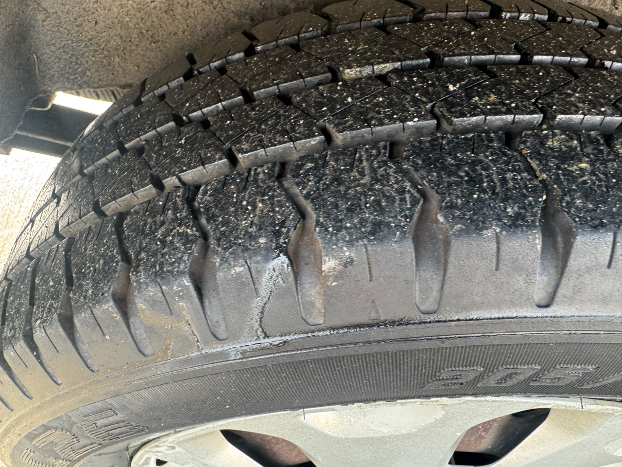 Ford Transit Connect XL with Side and Rear Door Glass 2012