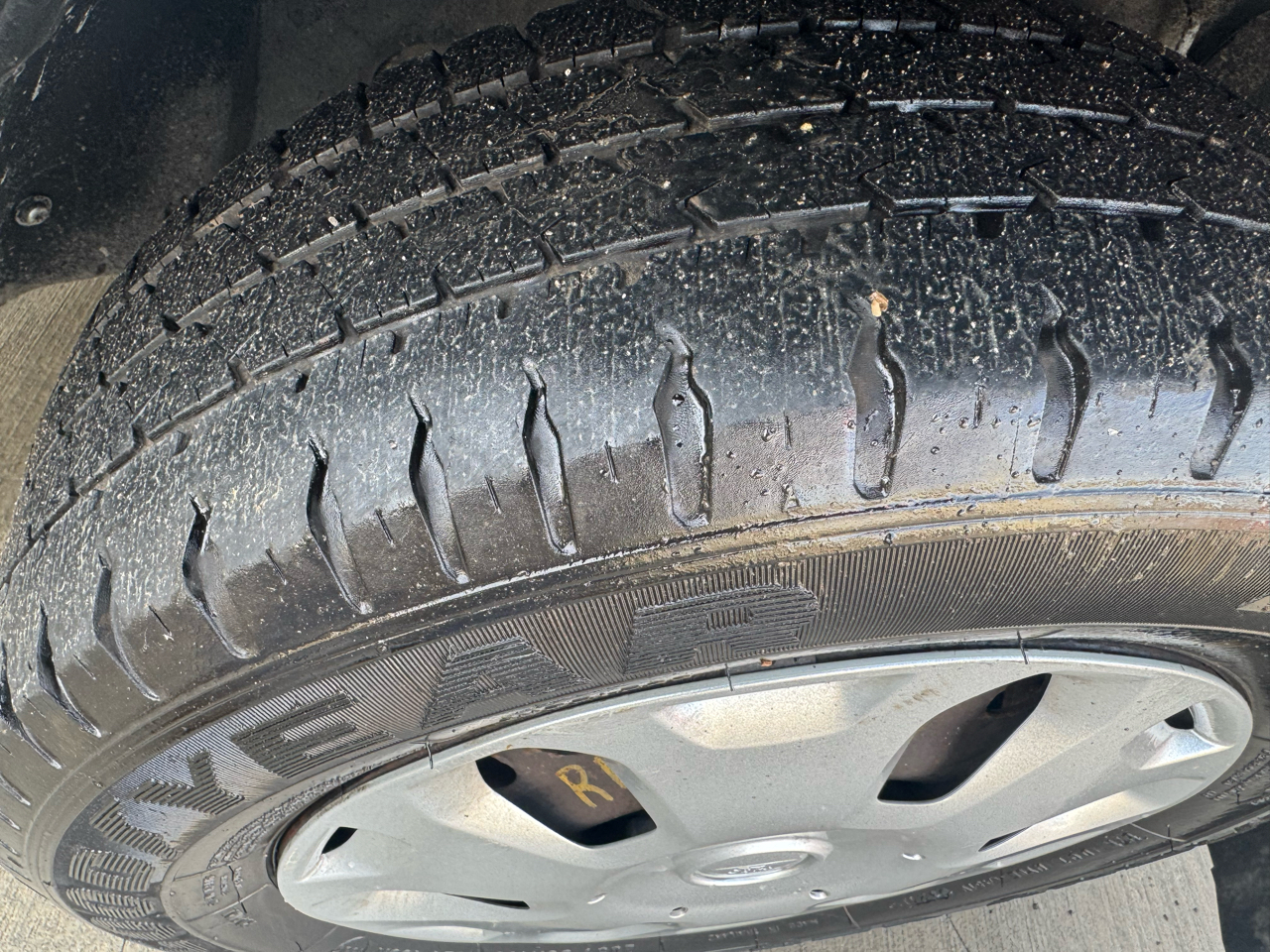 Ford Transit Connect XL with Side and Rear Door Glass 2012