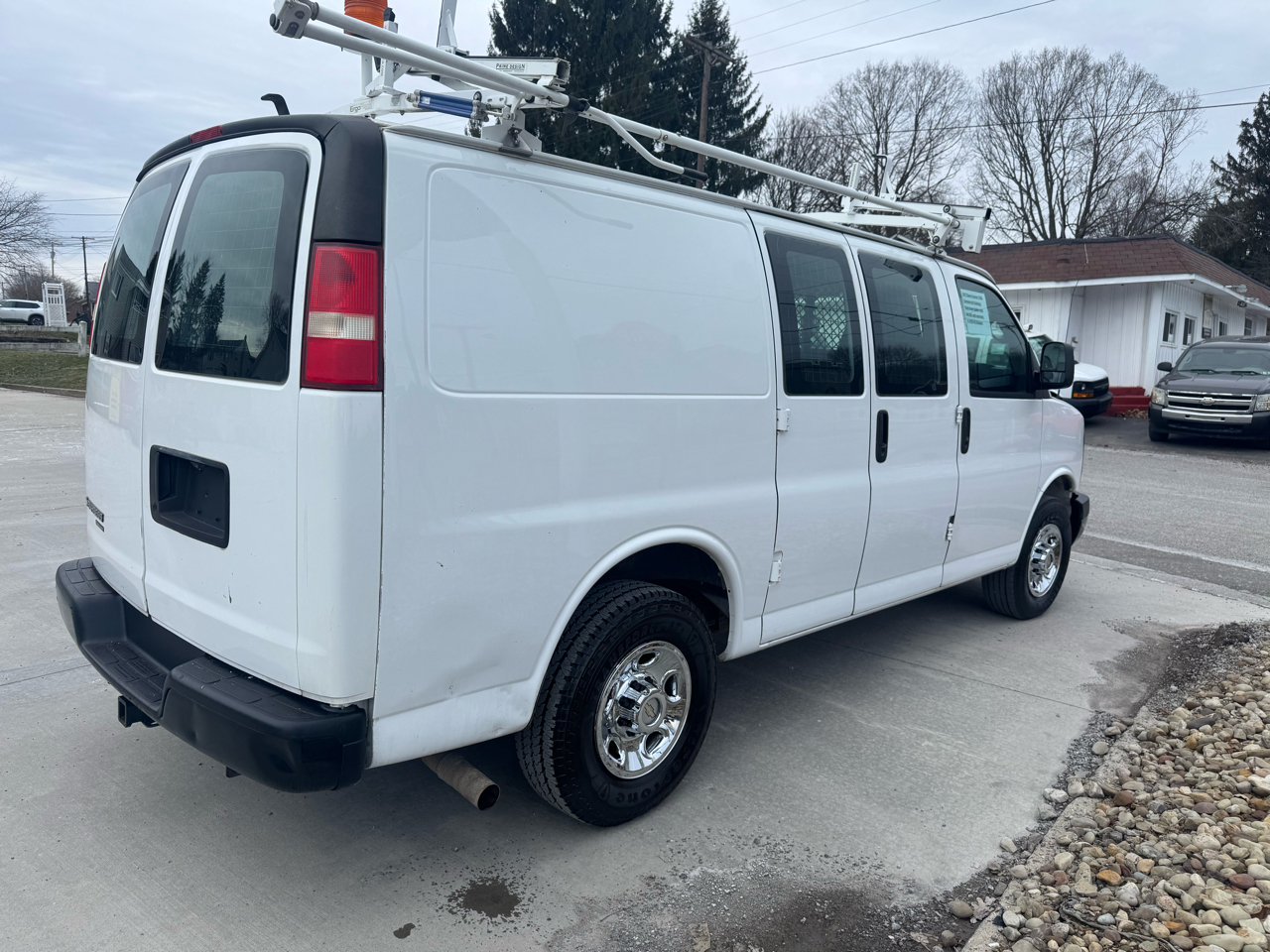 Chevrolet Express 2500 Cargo 2012