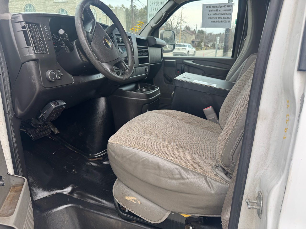 Chevrolet Express 2500 Cargo 2012