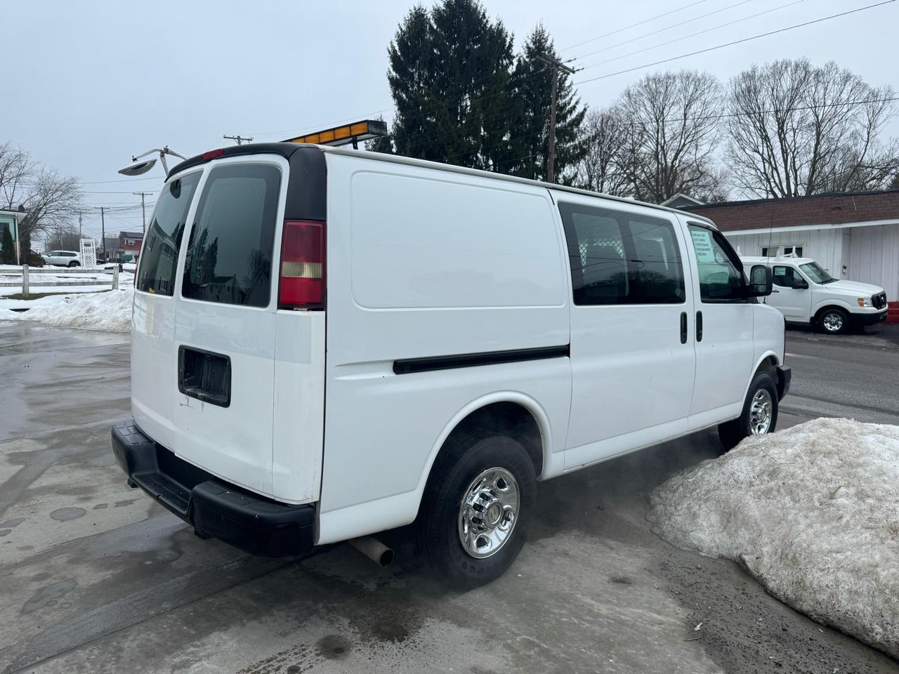 Chevrolet Express 3500 Cargo 2008