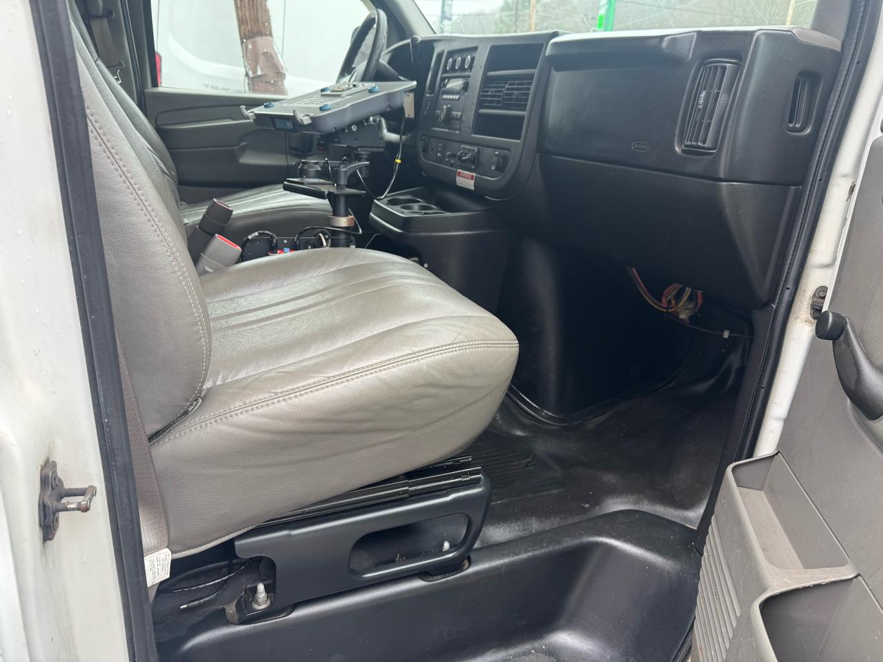 Chevrolet Express 3500 Cargo 2008