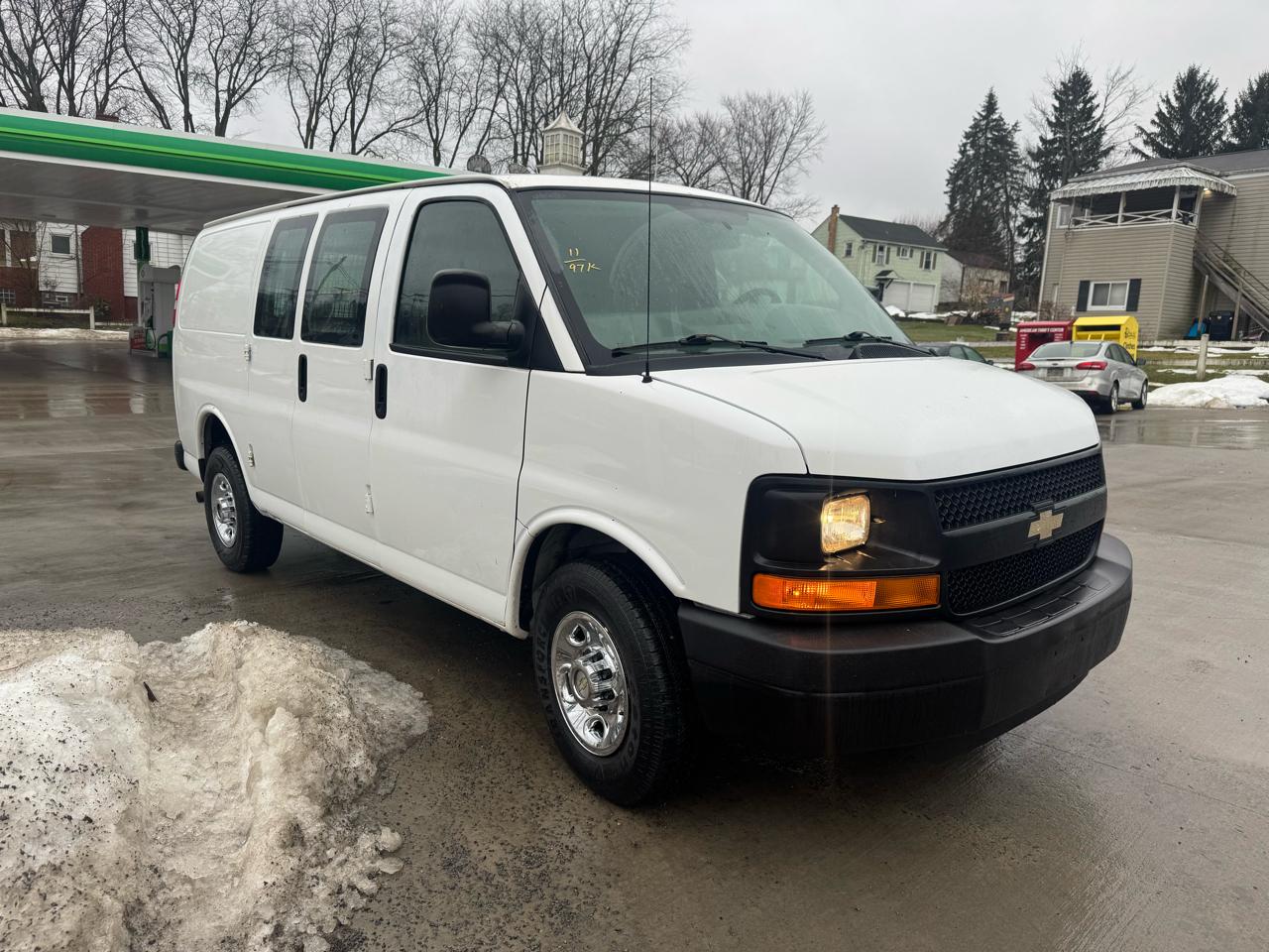 Chevrolet Express 2500 Cargo 2011