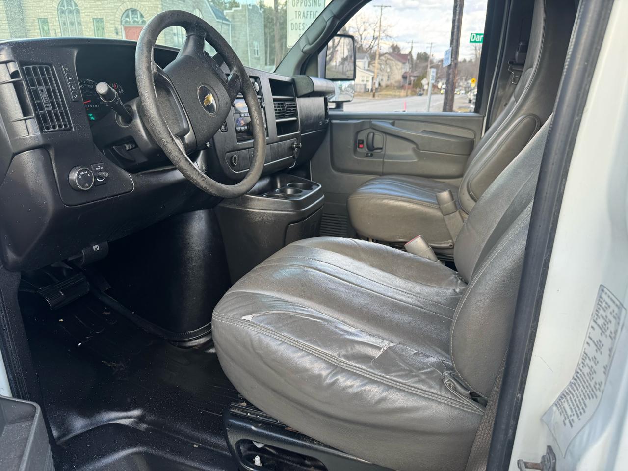 Chevrolet Express G3500 2011