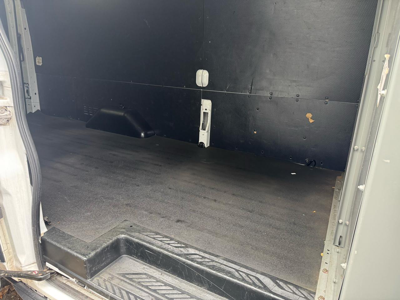 Ford Transit 250 Van High Roof w/Sliding Pass. 148-in. WB EL 2016