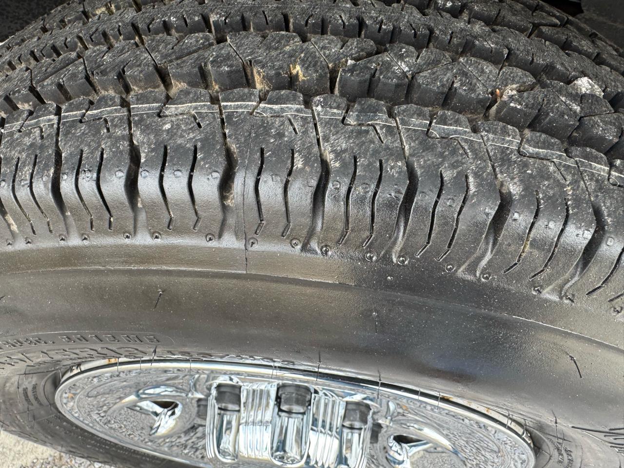 Chevrolet Express 2500 Cargo 2011