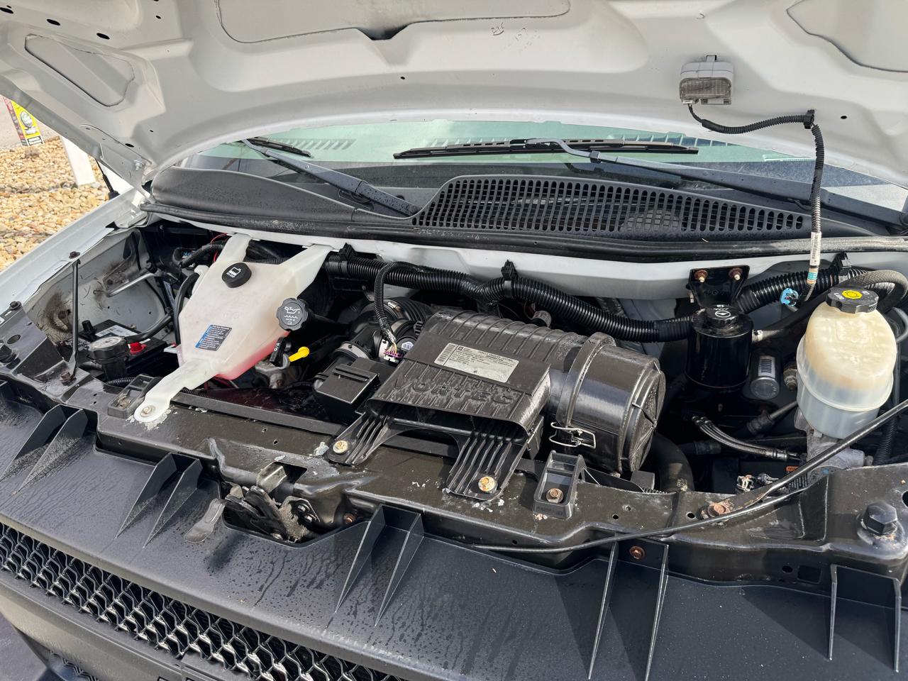 Chevrolet Express 2500 Cargo 2011