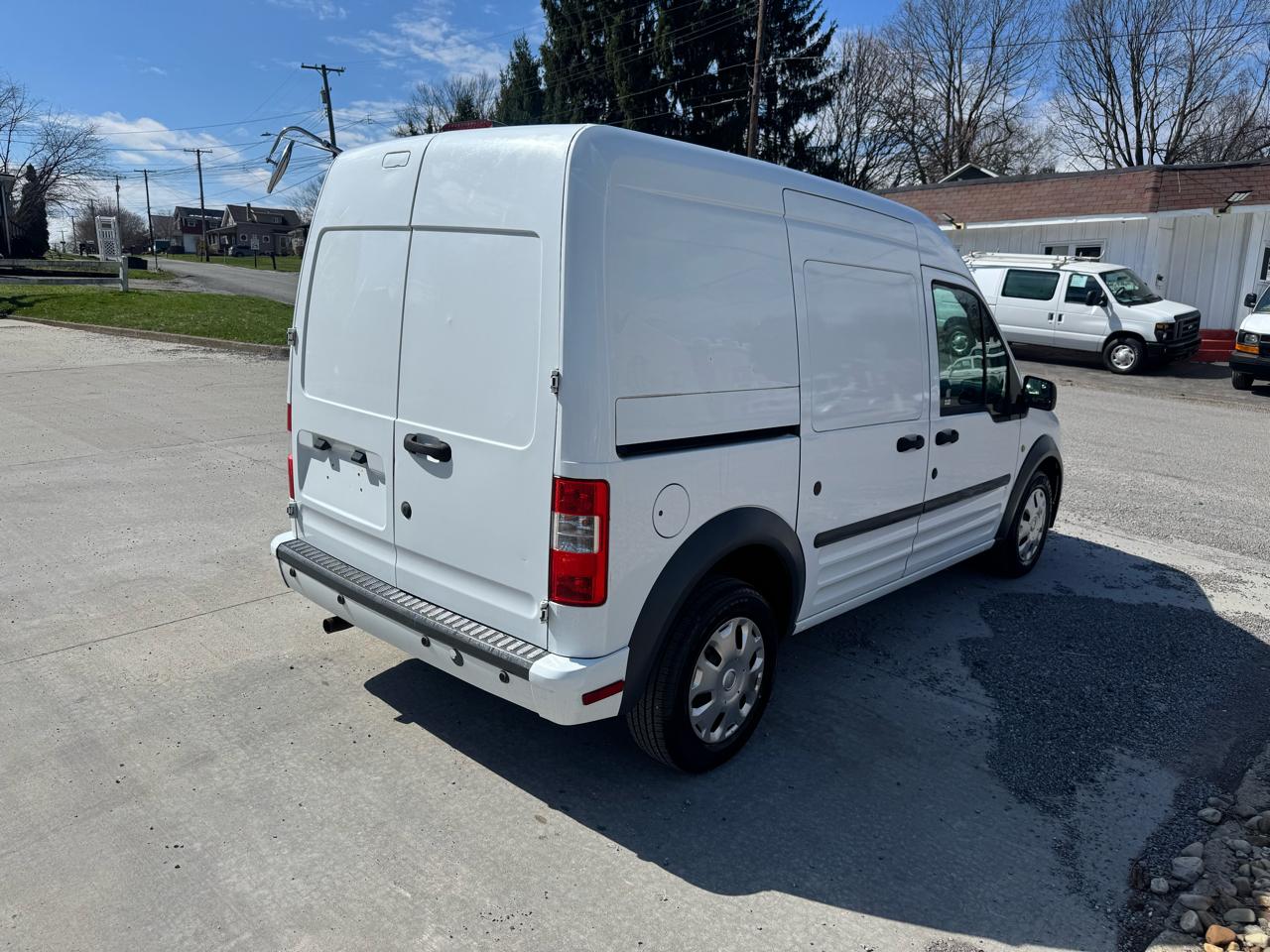 Ford Transit Connect XLT with Rear Door Glass 2012