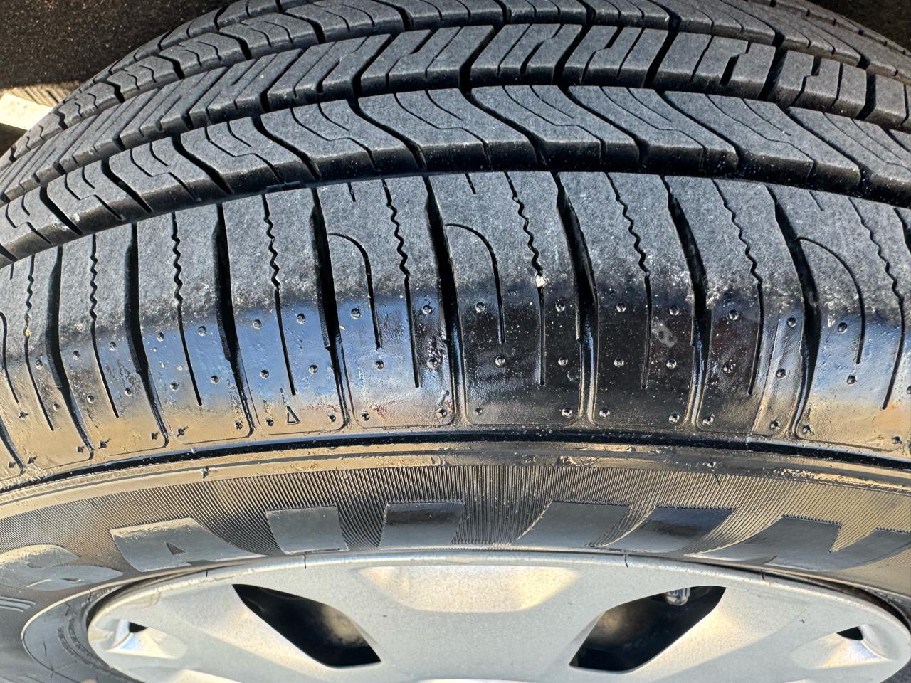 Ford Transit Connect XLT with Rear Door Glass 2012