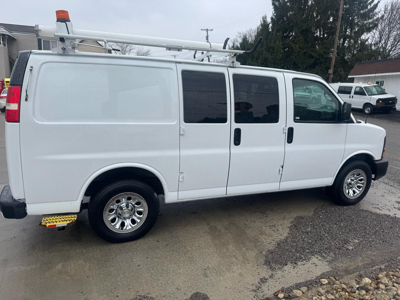 Chevrolet Express 1500 Cargo 2012