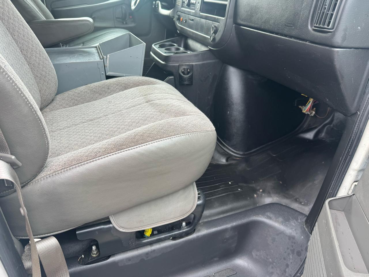 Chevrolet Express 1500 Cargo 2013