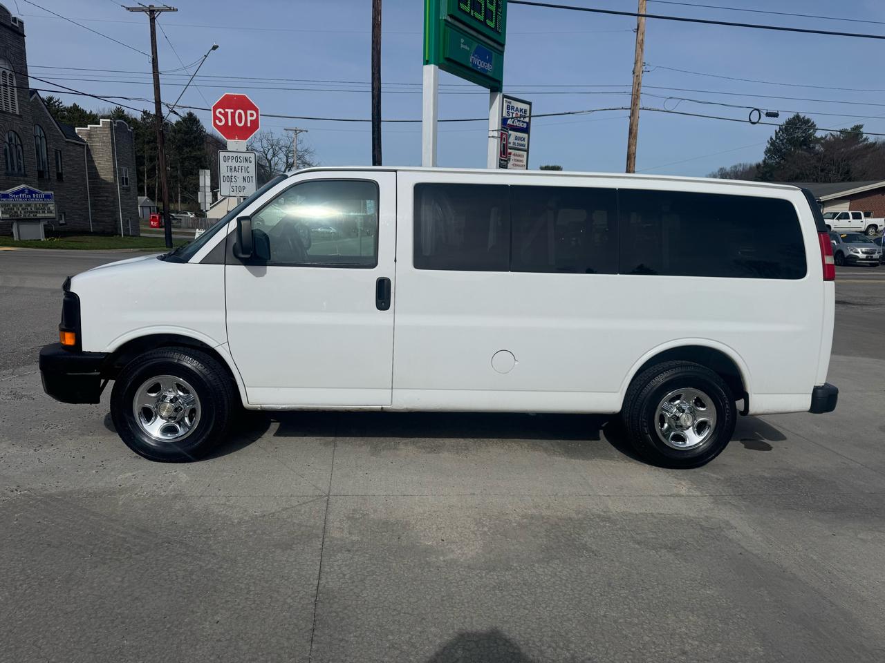 Chevrolet Express LS 1500 AWD 2007