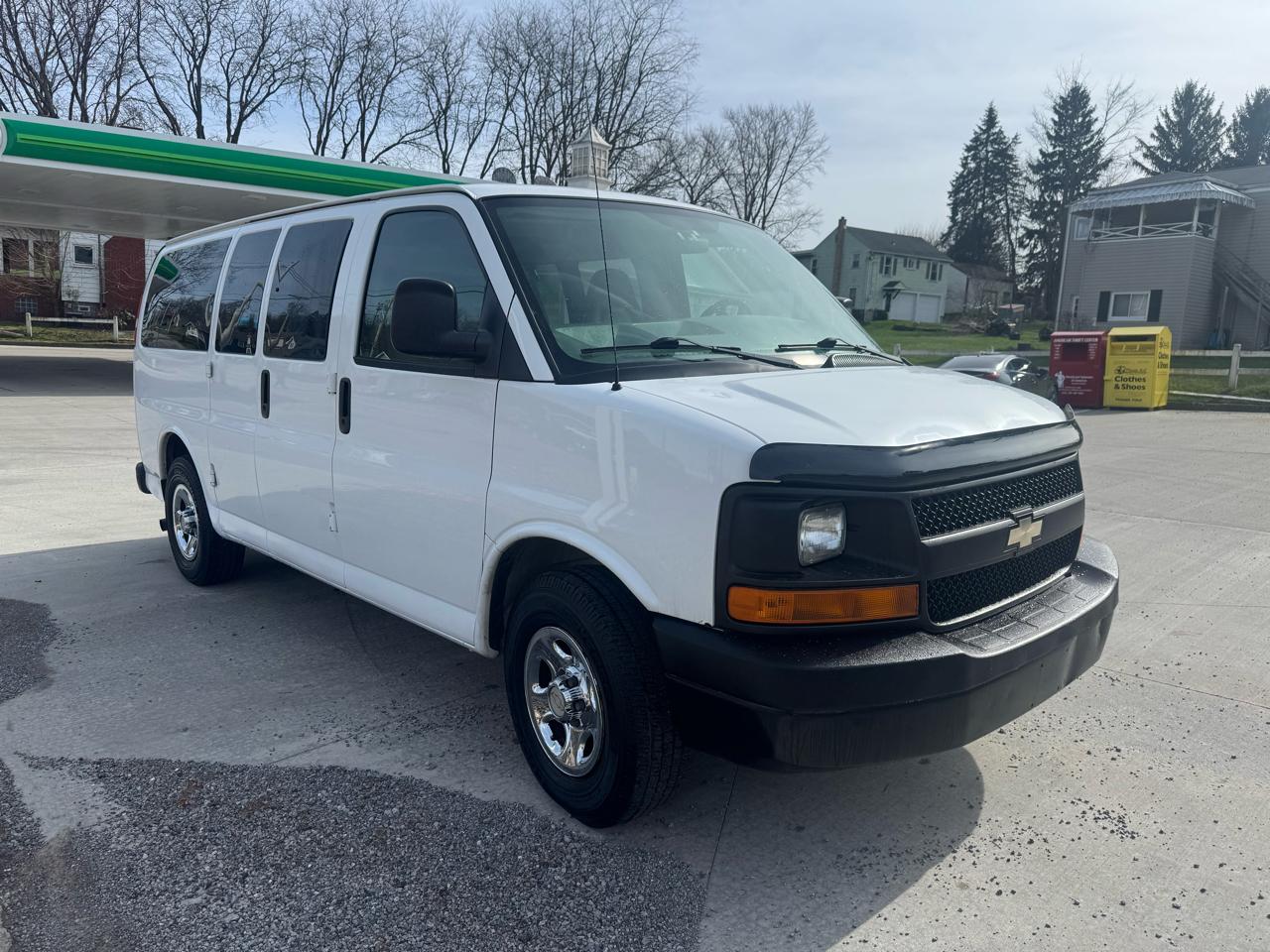 Chevrolet Express LS 1500 AWD 2007