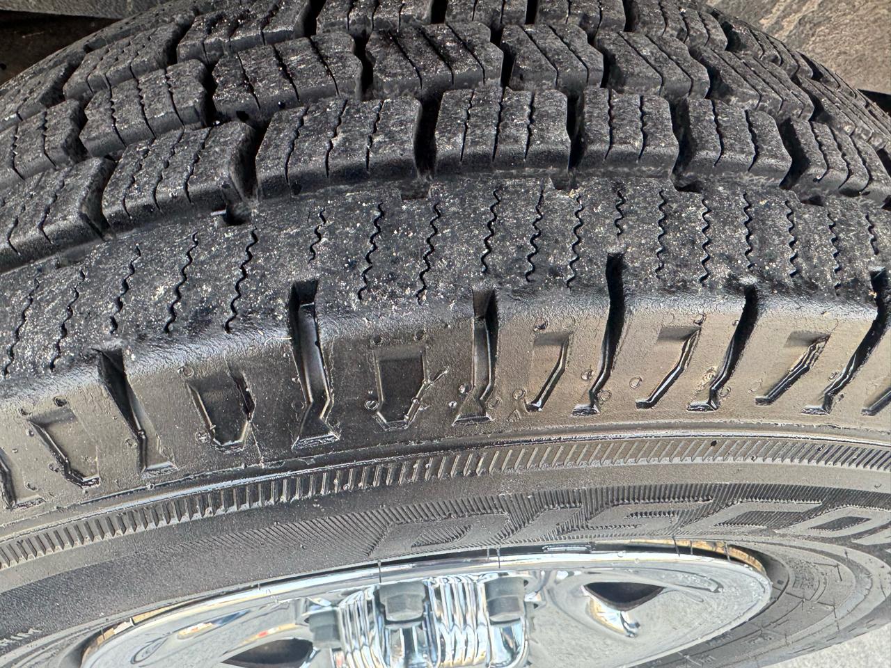 Chevrolet Express LS 1500 AWD 2007