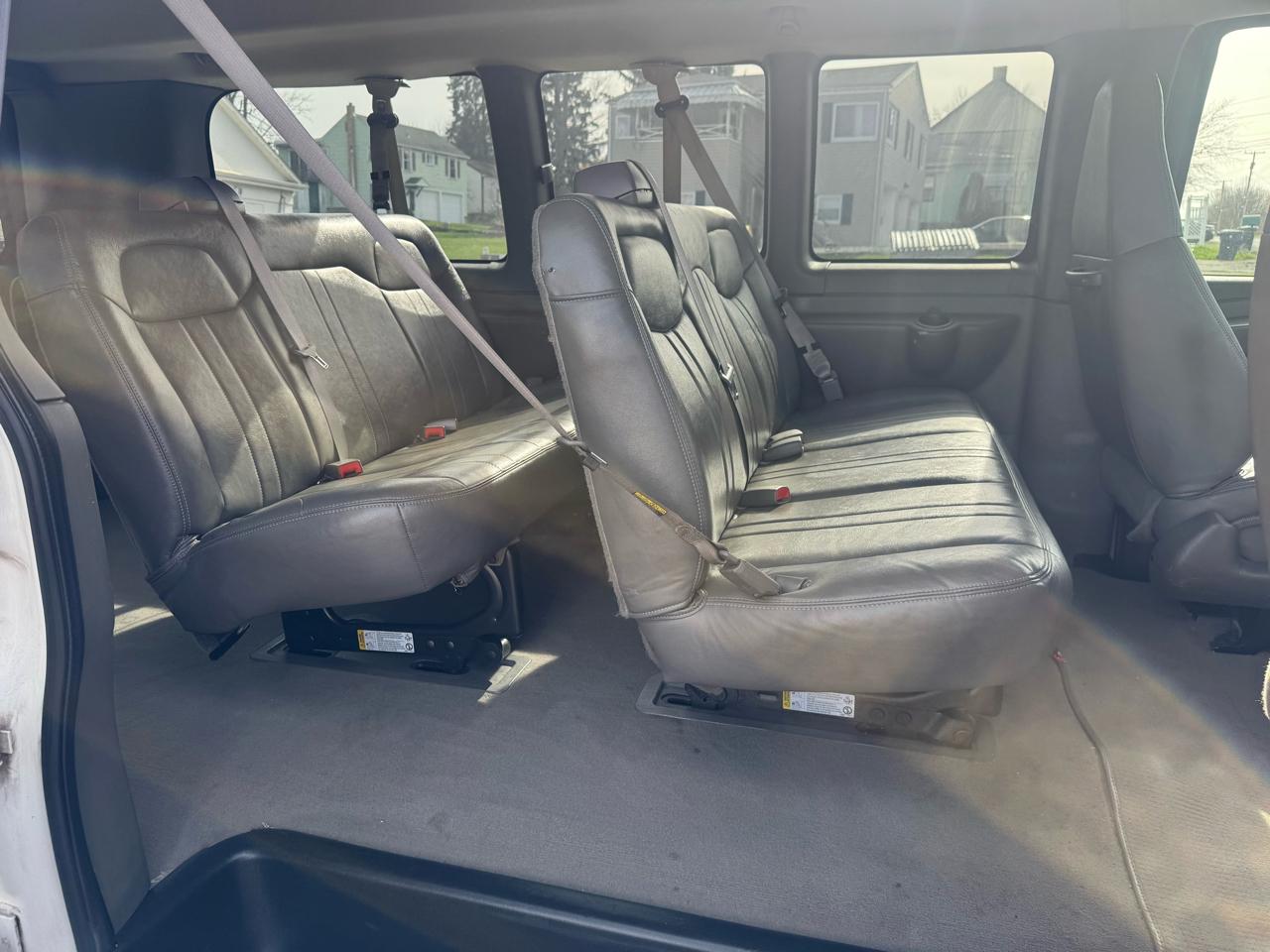 Chevrolet Express LS 1500 AWD 2007