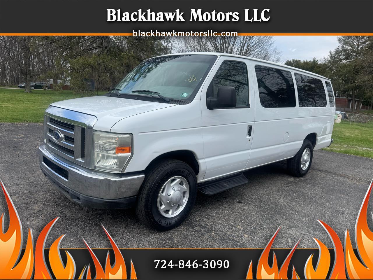 Ford Econoline E-350 XLT Super Duty Extended 2013