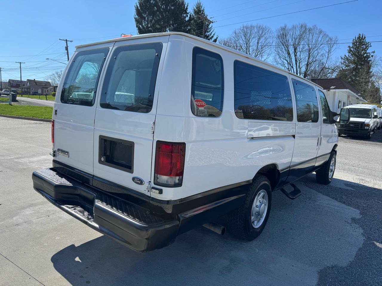 Ford Econoline E350 Super Duty Extended 2008
