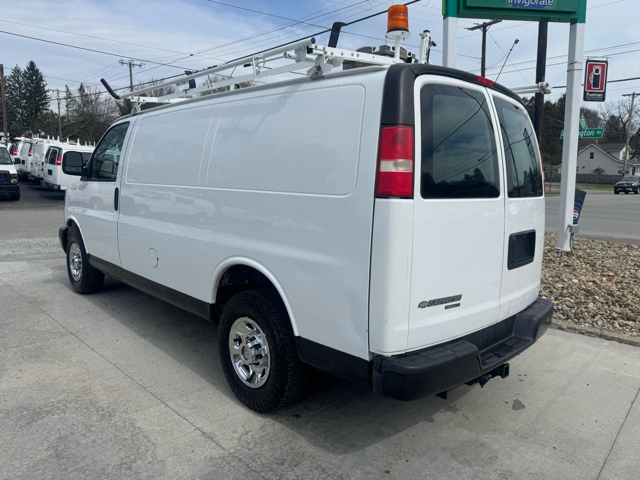 Chevrolet Express 2500 Cargo 2012