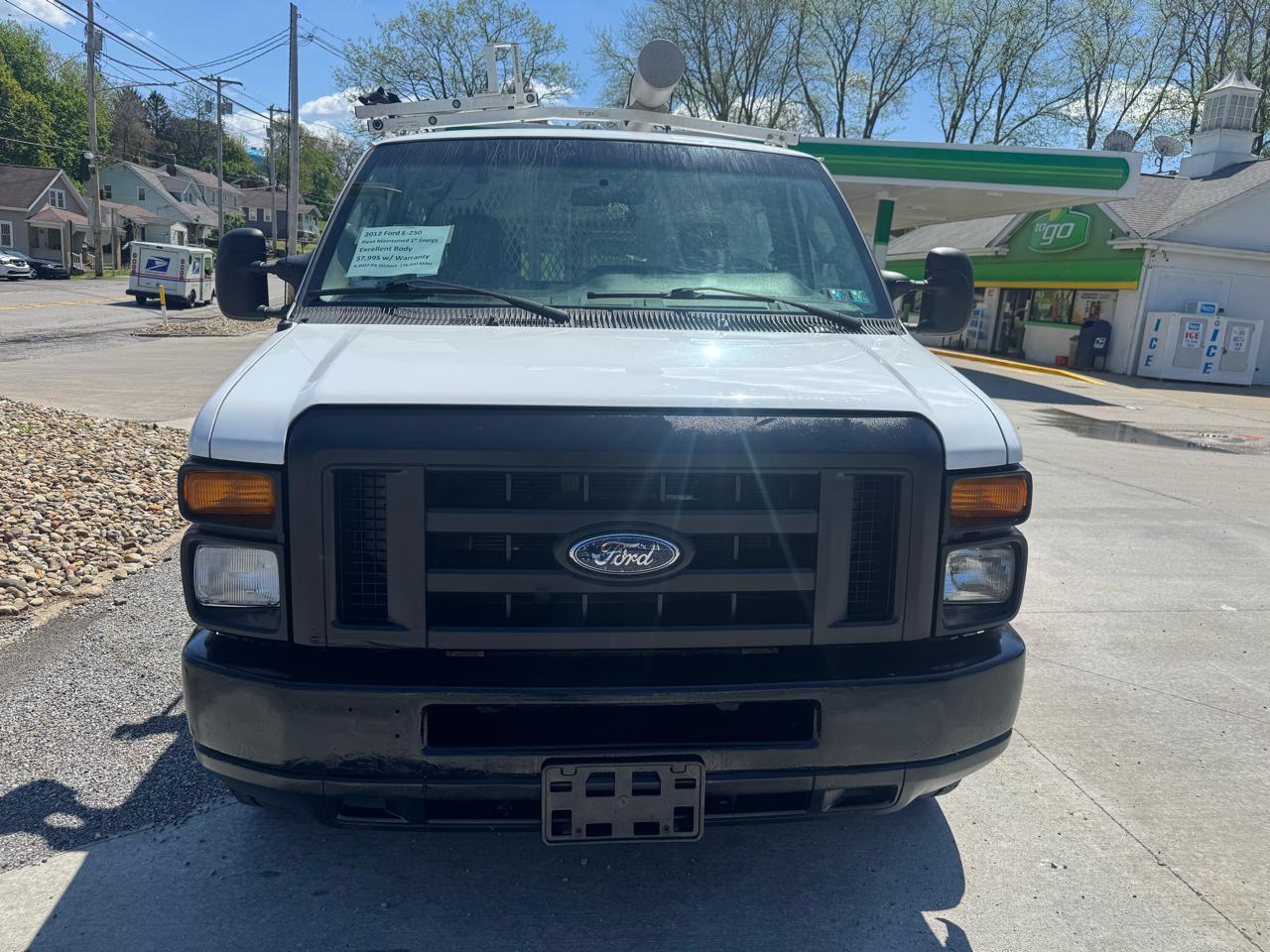 Ford Econoline E-250 2012