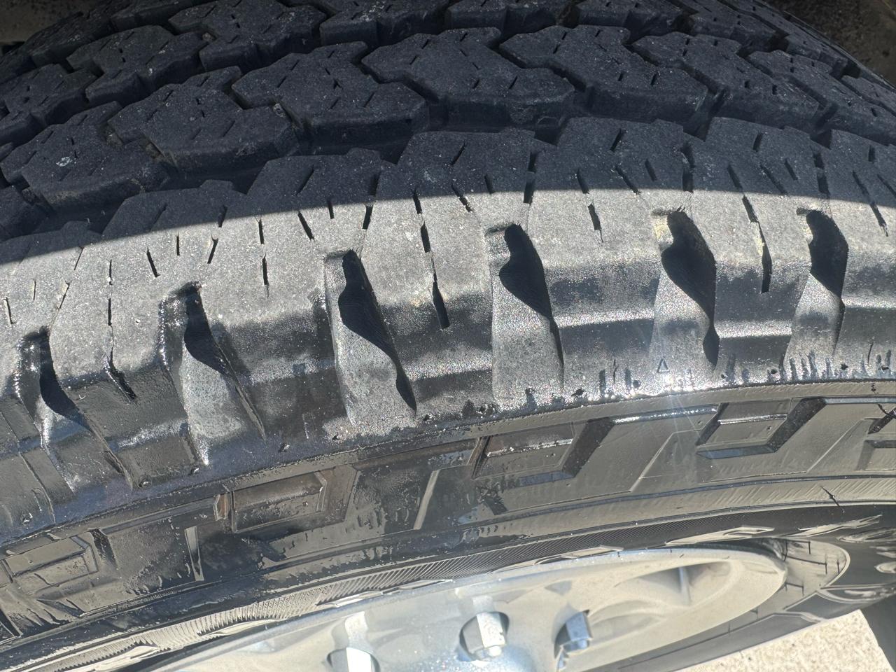 Ford Econoline E-250 2012