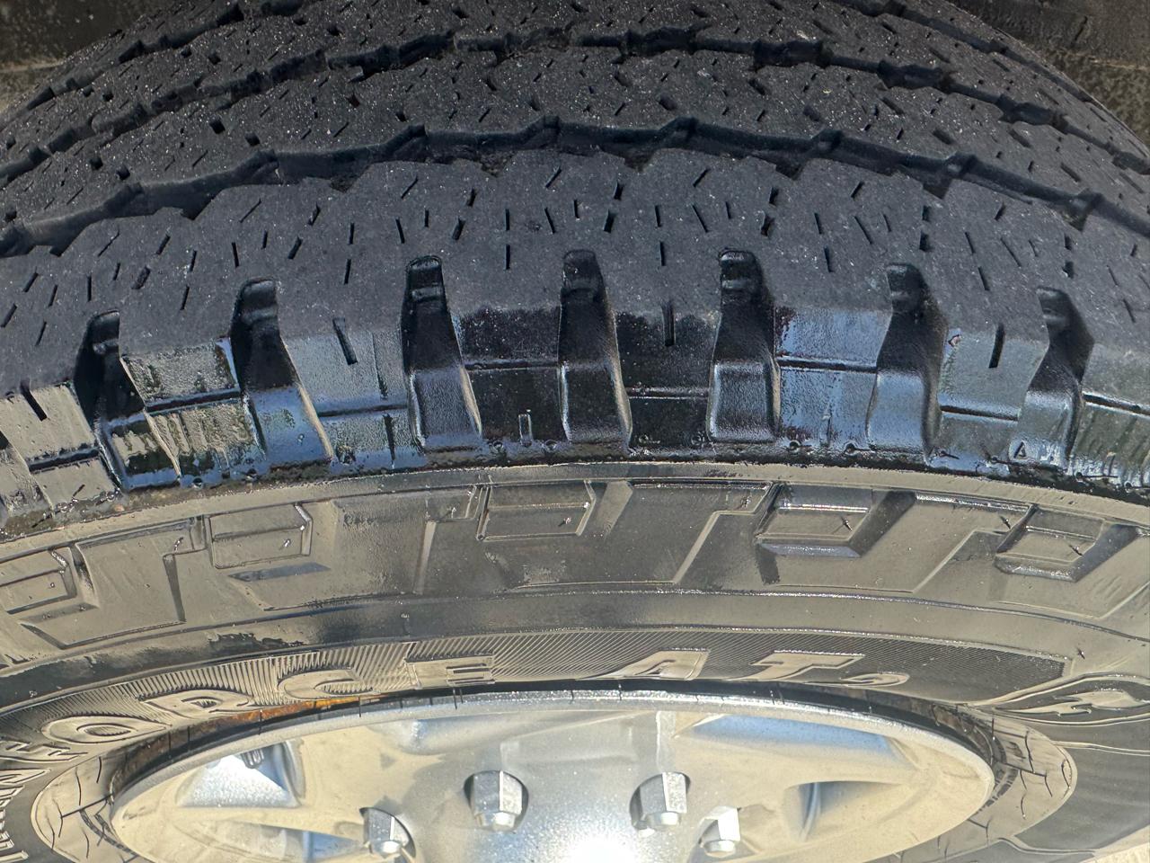 Ford Econoline E-250 2012