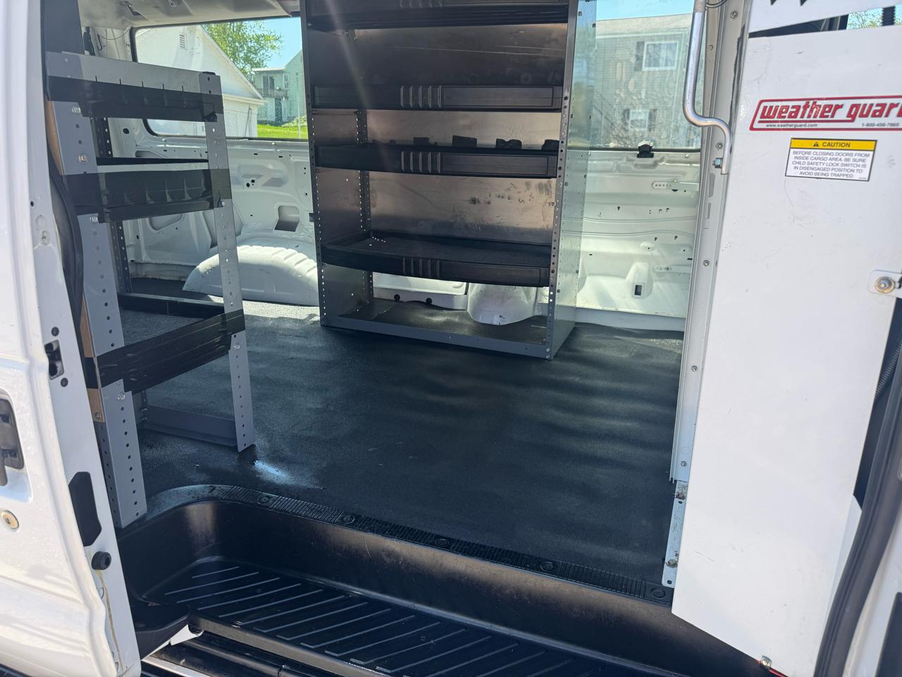 Ford Econoline E-250 2012