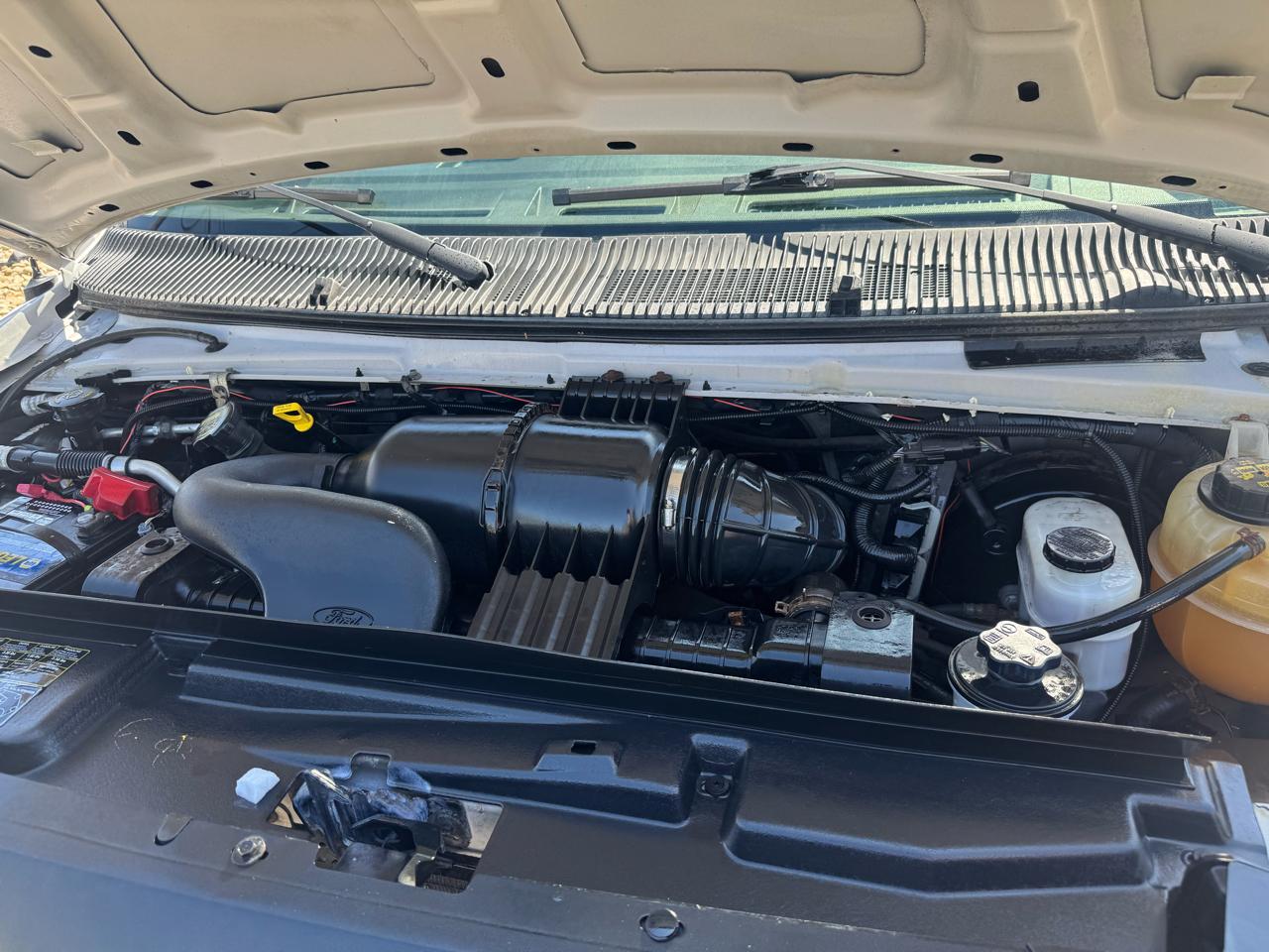 Ford Econoline E-250 2012