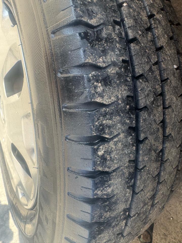 Ford Transit Connect XL with Side and Rear Door Glass 2012