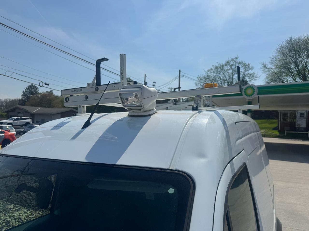 Ford Transit Connect XL with Side and Rear Door Glass 2012