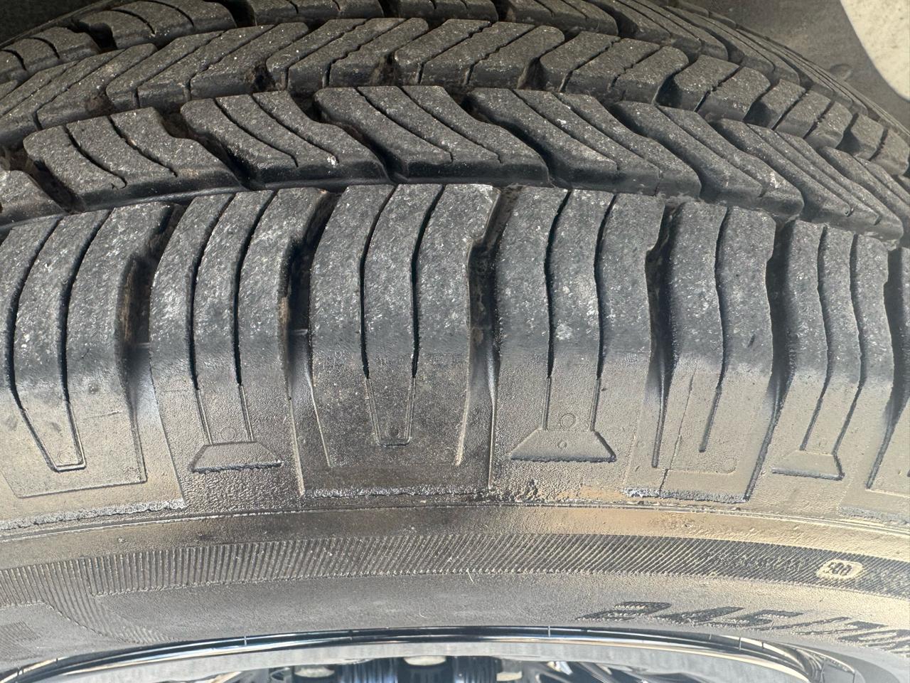 Chevrolet Express 1500 Cargo 2011