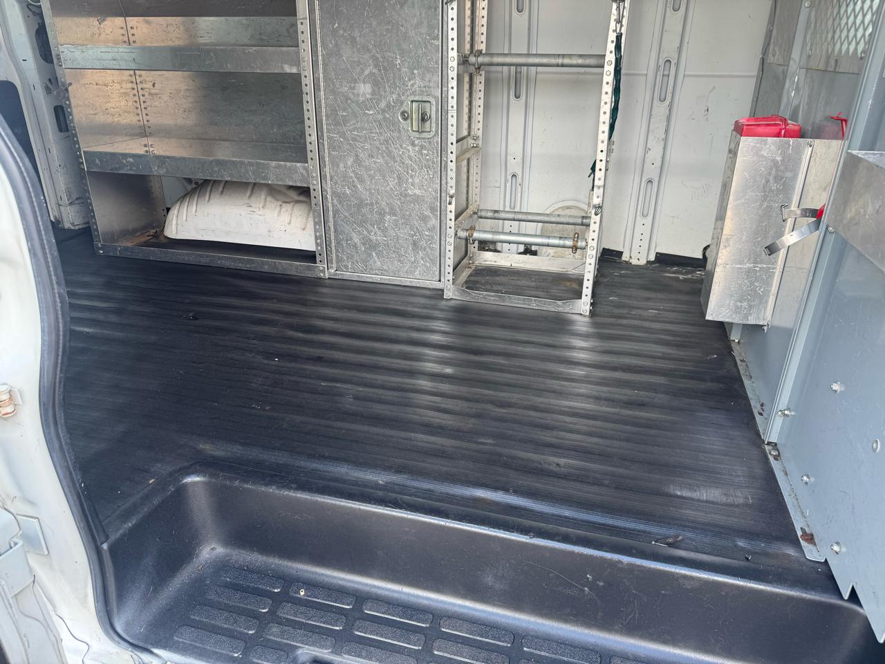 Chevrolet Express 1500 Cargo 2011