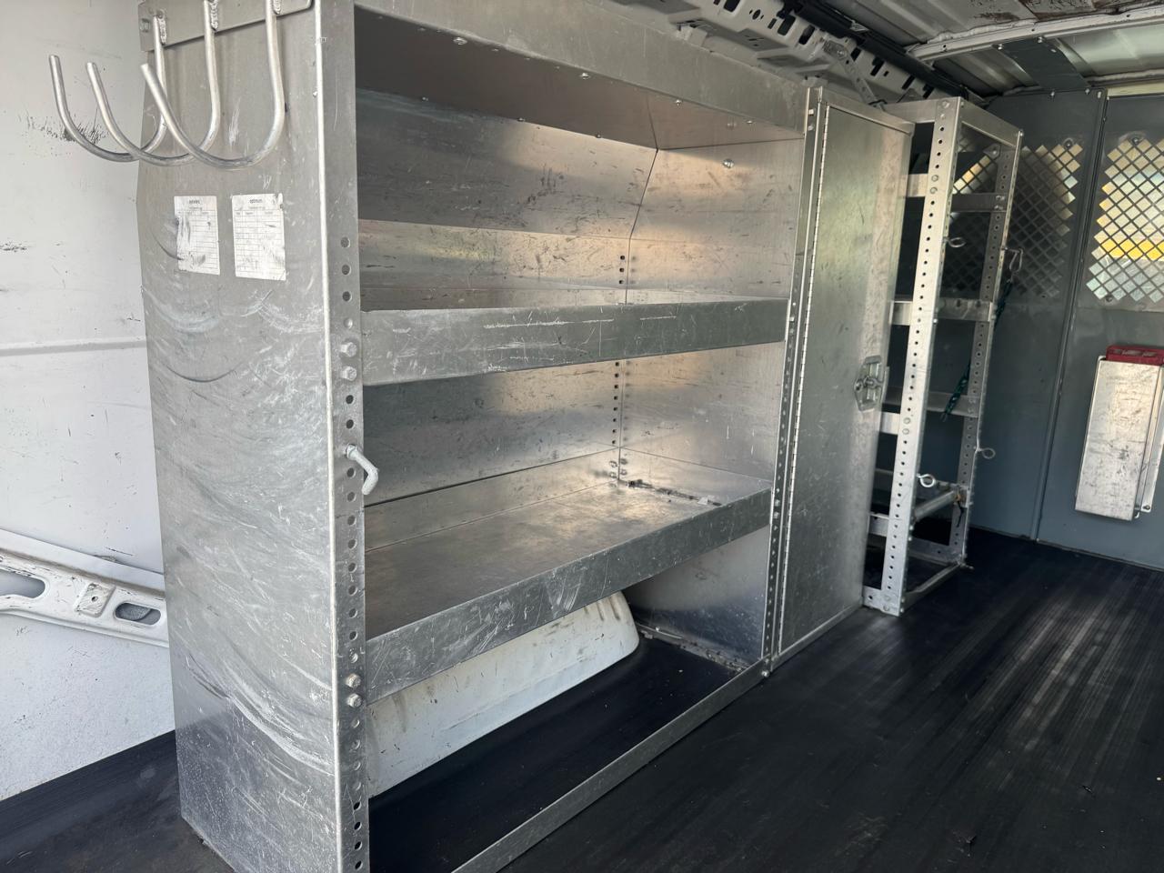 Chevrolet Express 1500 Cargo 2011