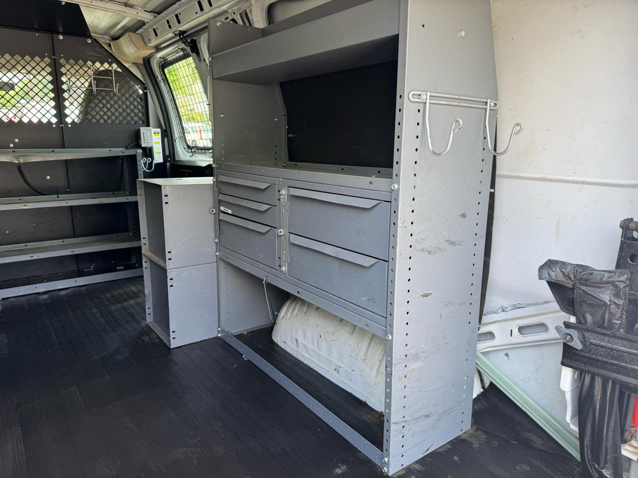 Chevrolet Express 2500 Cargo 2012