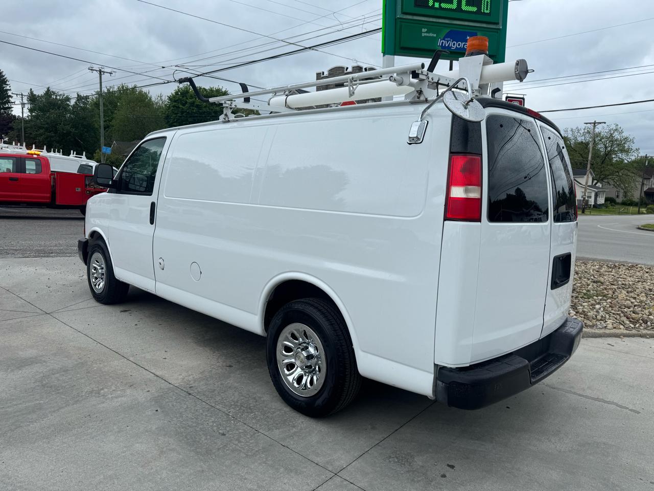 Chevrolet Express 1500 Cargo 2013