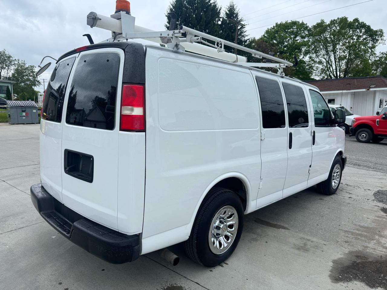 Chevrolet Express 1500 Cargo 2013