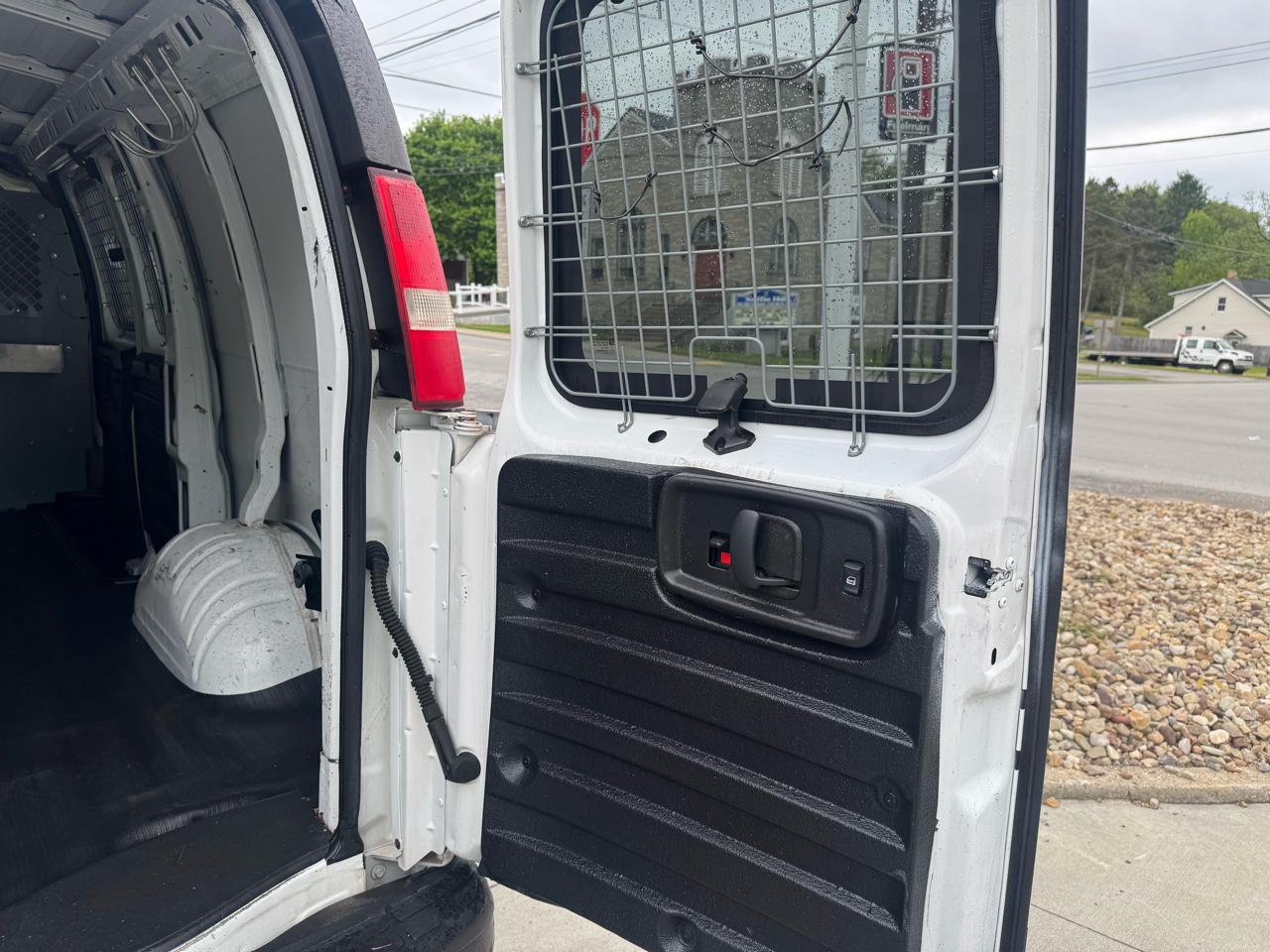 Chevrolet Express 1500 Cargo 2013