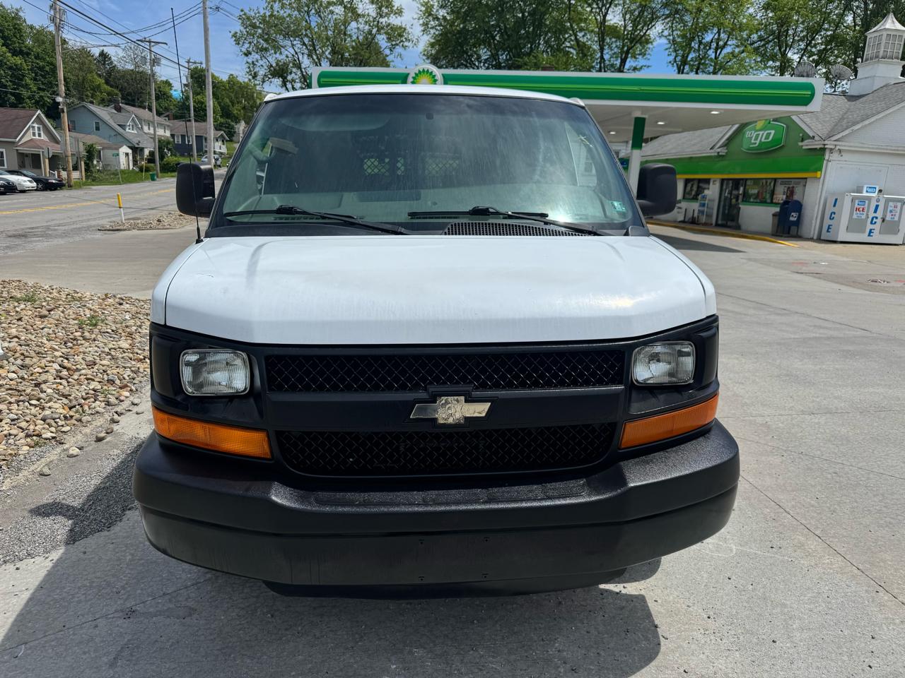 Chevrolet Express 3500 Cargo Extended 2011