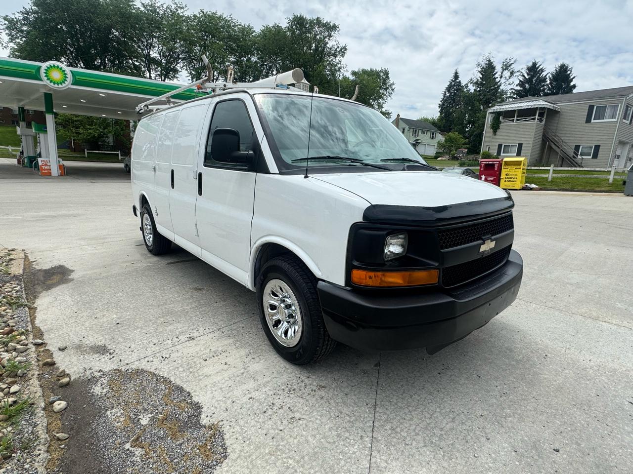 Chevrolet Express 1500 Cargo 2010