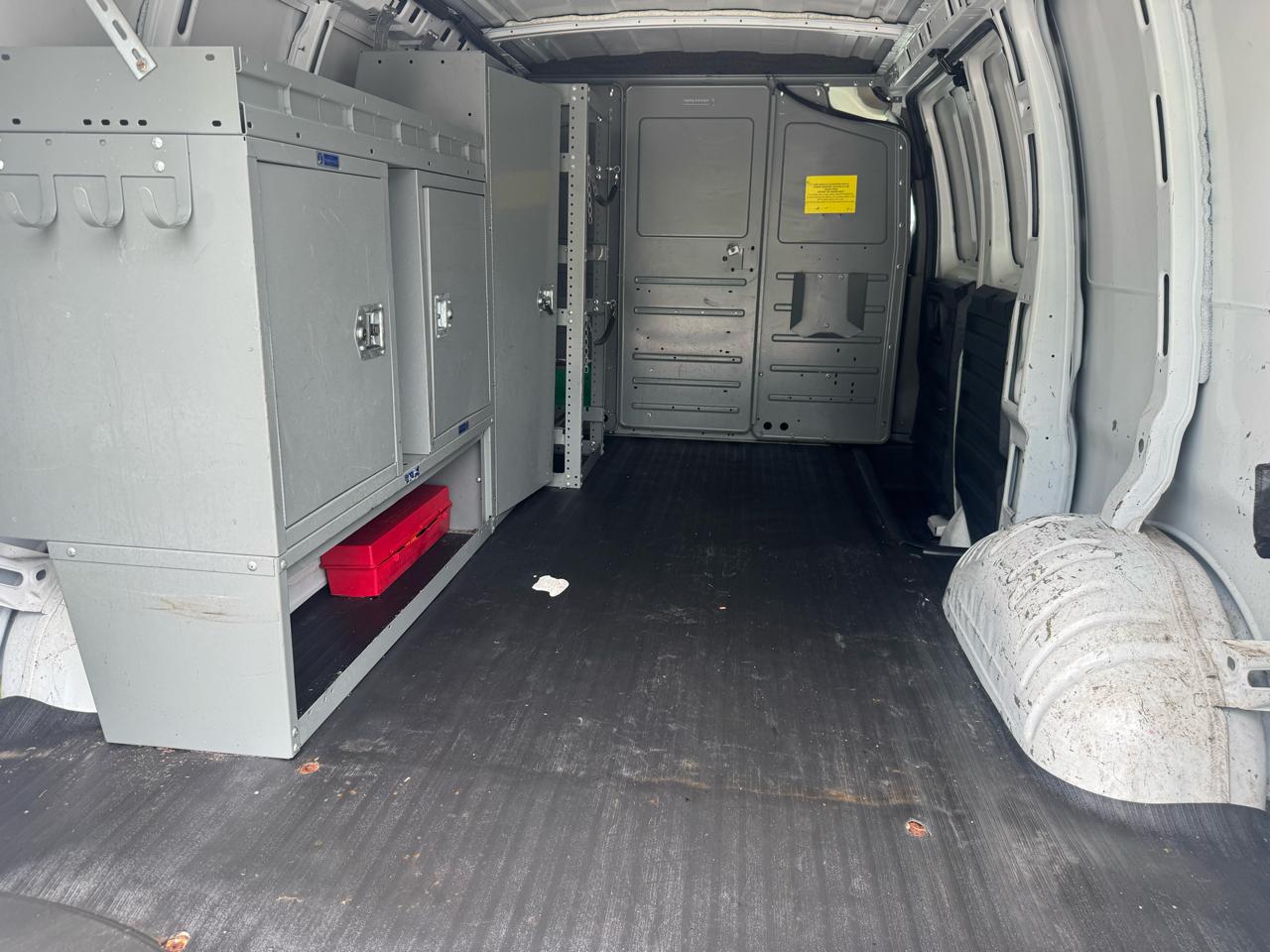 Chevrolet Express 1500 Cargo 2010