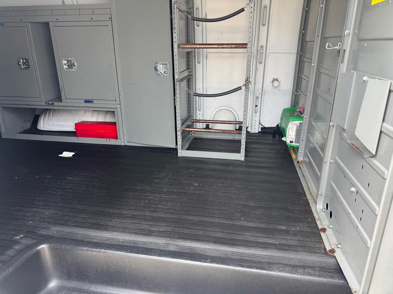 Chevrolet Express 1500 Cargo 2010