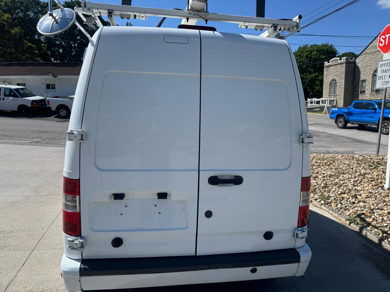 Ford Transit Connect XLT with Rear Door Glass 2010