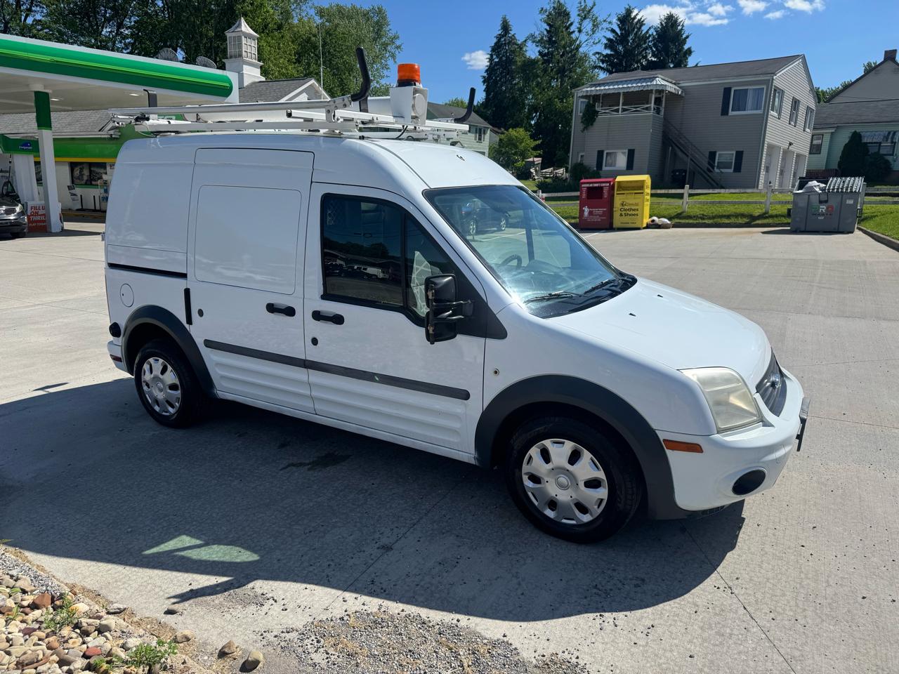 Ford Transit Connect XLT with Rear Door Glass 2010