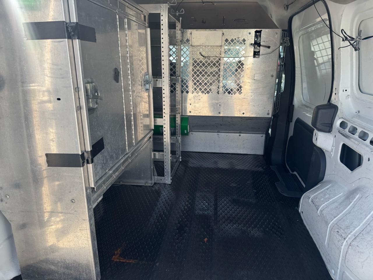 Ford Transit Connect XLT with Rear Door Glass 2010