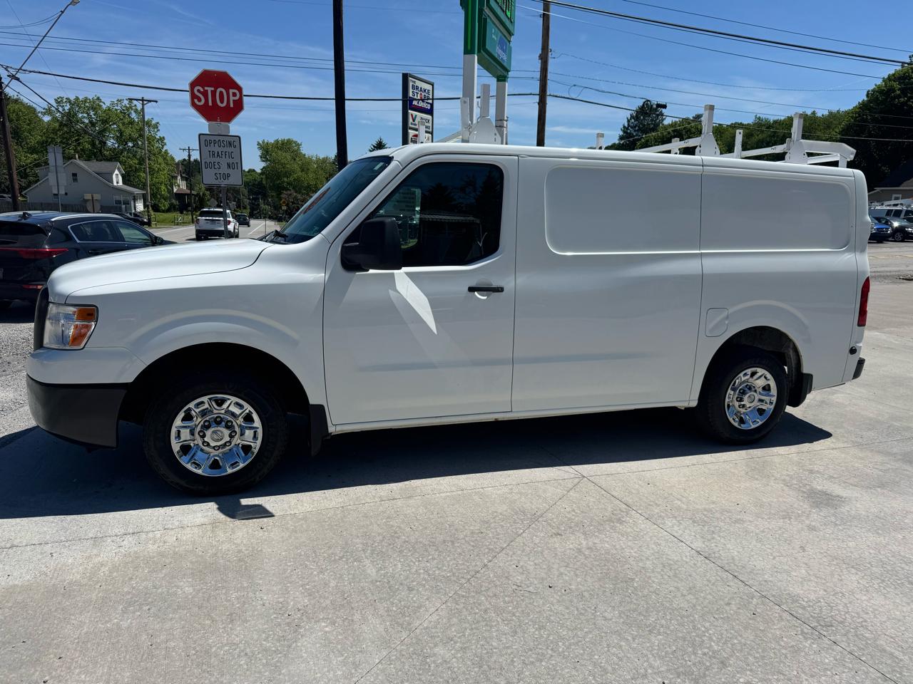 Nissan NV Cargo 2500 HD S V6 2018