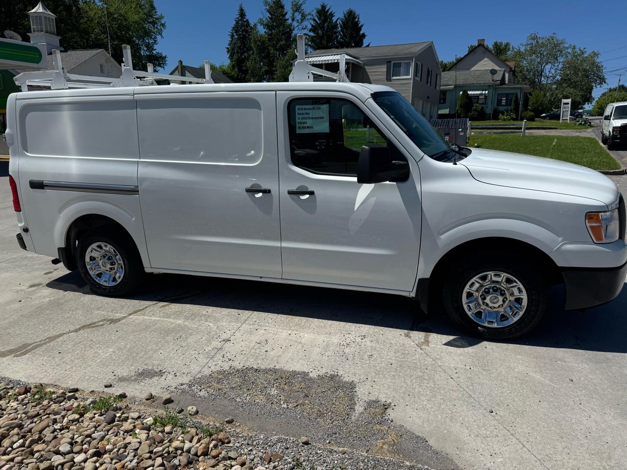 Nissan NV Cargo 2500 HD S V6 2018