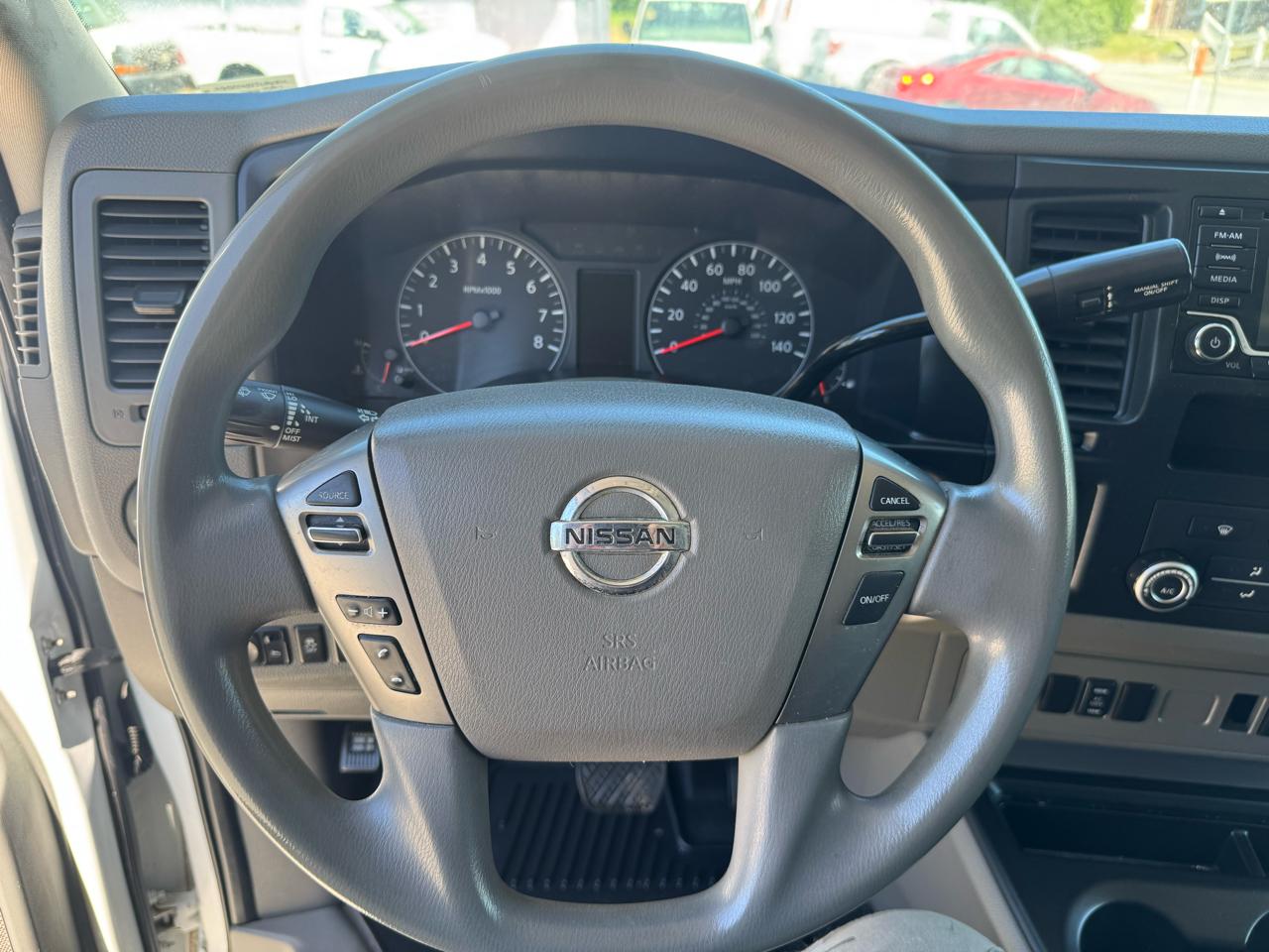 Nissan NV Cargo 2500 HD S V6 2018