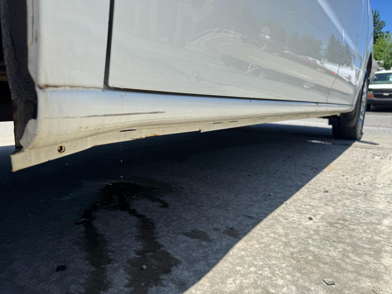 Nissan NV Cargo 2500 HD S V6 2018